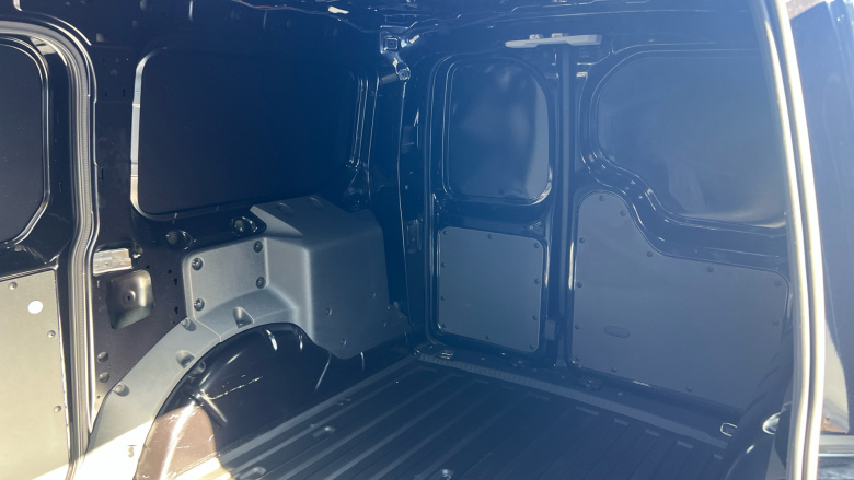 Ford Transit Connect 250 L2 Petrol 1.5 EcoBoost PHEV 150 Limited Van Auto